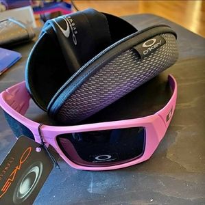 New Oakley Gascan sunglasses.